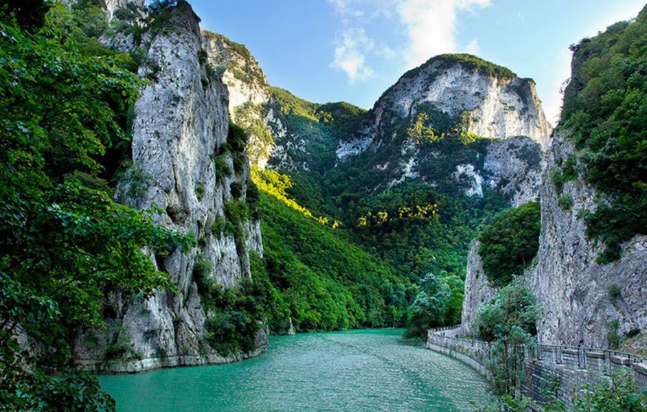 Gola del Furlo - 15km